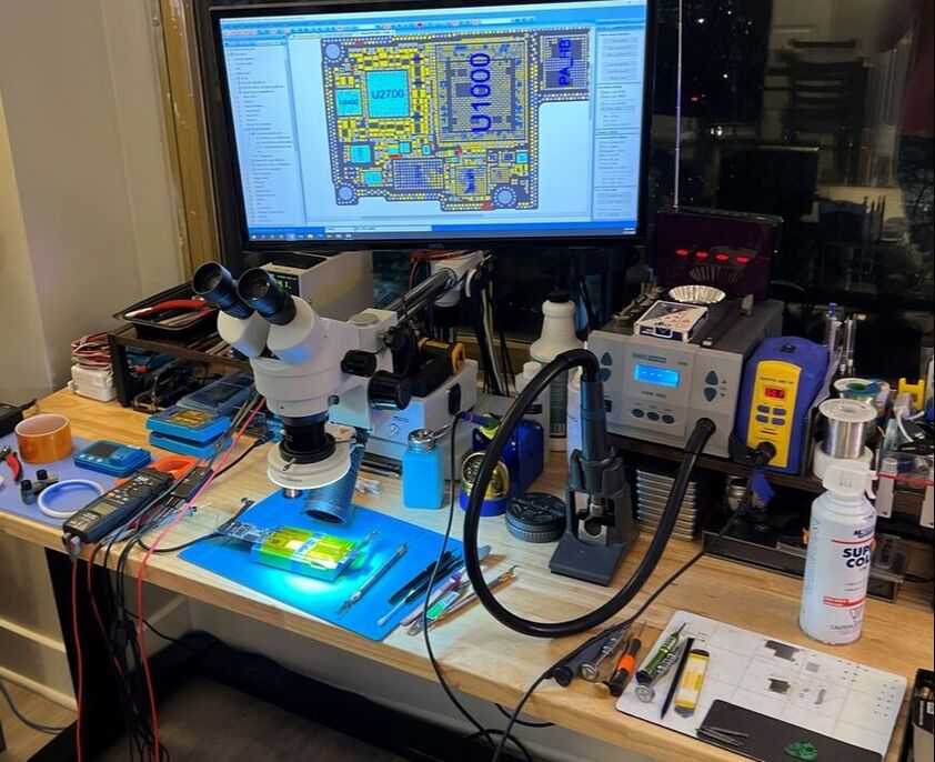 Micro Soldering in Montreal